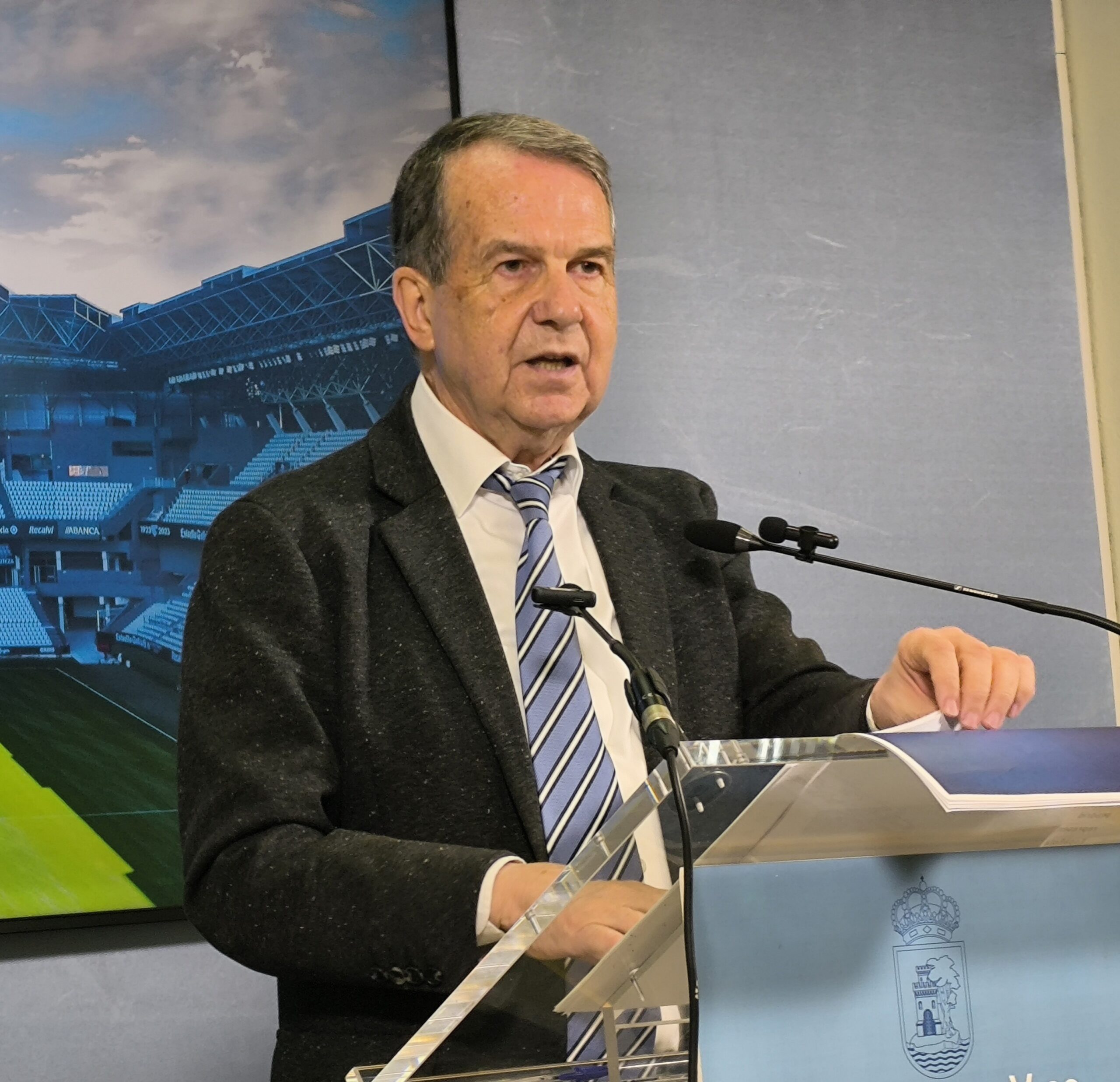 Caballero crítico co borrador da lei de administración local: “Home, o primeiro é o alcalde de Vigo’