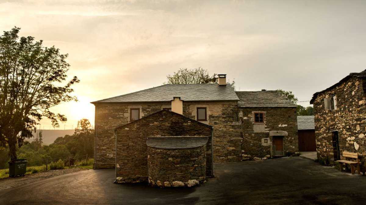 “Deulle un arrebato”: un integrante da lista do PP en Muras recoñece o roubo dunha cancela