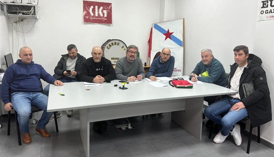 Volven denunciar a parálise da negociación colectiva en XEAL mentres os traballadores "perden empregos, dereitos e salarios"