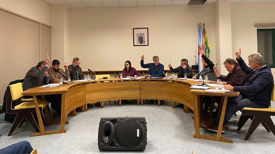 O Concello de Corcubión ten que claudicar ante a deixadez da Xunta e busca financiamento para o Centro de Día municipal