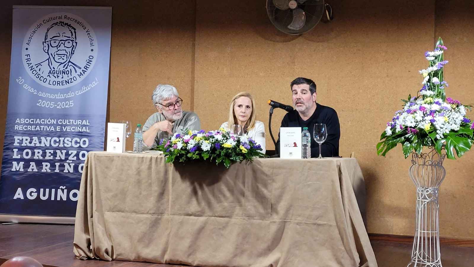 Aguiño acolle a presentación de “A Forcadiña”, a primeira novela de Carmen González