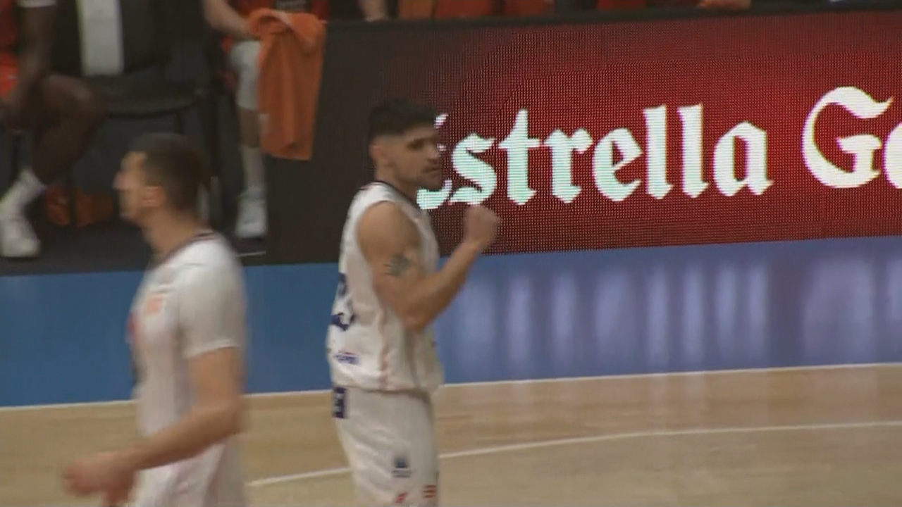 O Obradoiro asalta o Coliseum (84-92) e depende de si mesmo para arrebatarlle o liderado ao Leyma Coruña