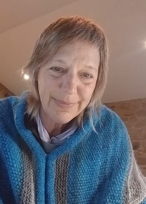 “Eu gozo falando galego”: a historia dunha alemá que decidiu quedar na Illa de Arousa