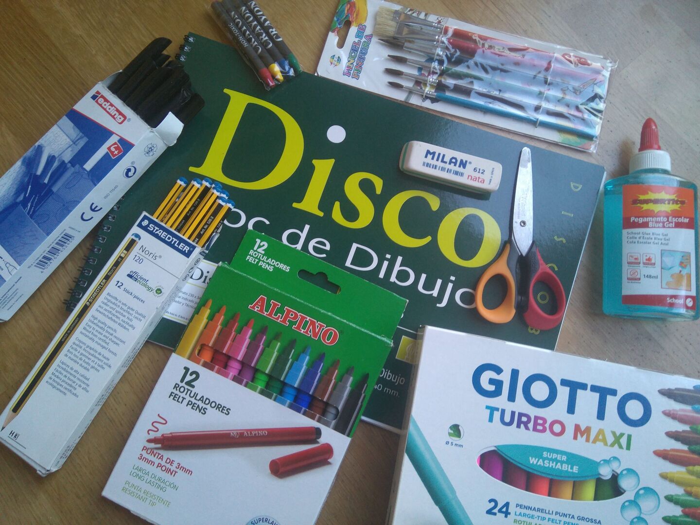 35.000€ para as axudas para material escolar que se poden solicitar desde esta semana en Monforte