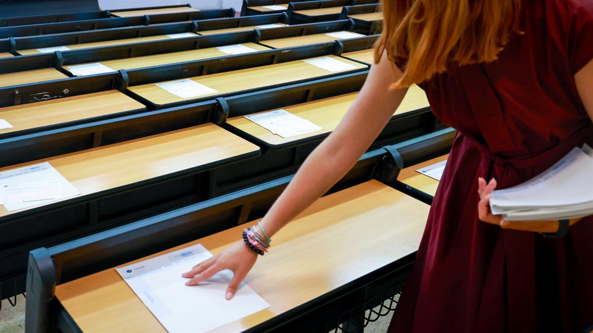 As notas da PAU salguen o xoves mentres Xunta e universidades cúlpanse tras os erros nos exames
