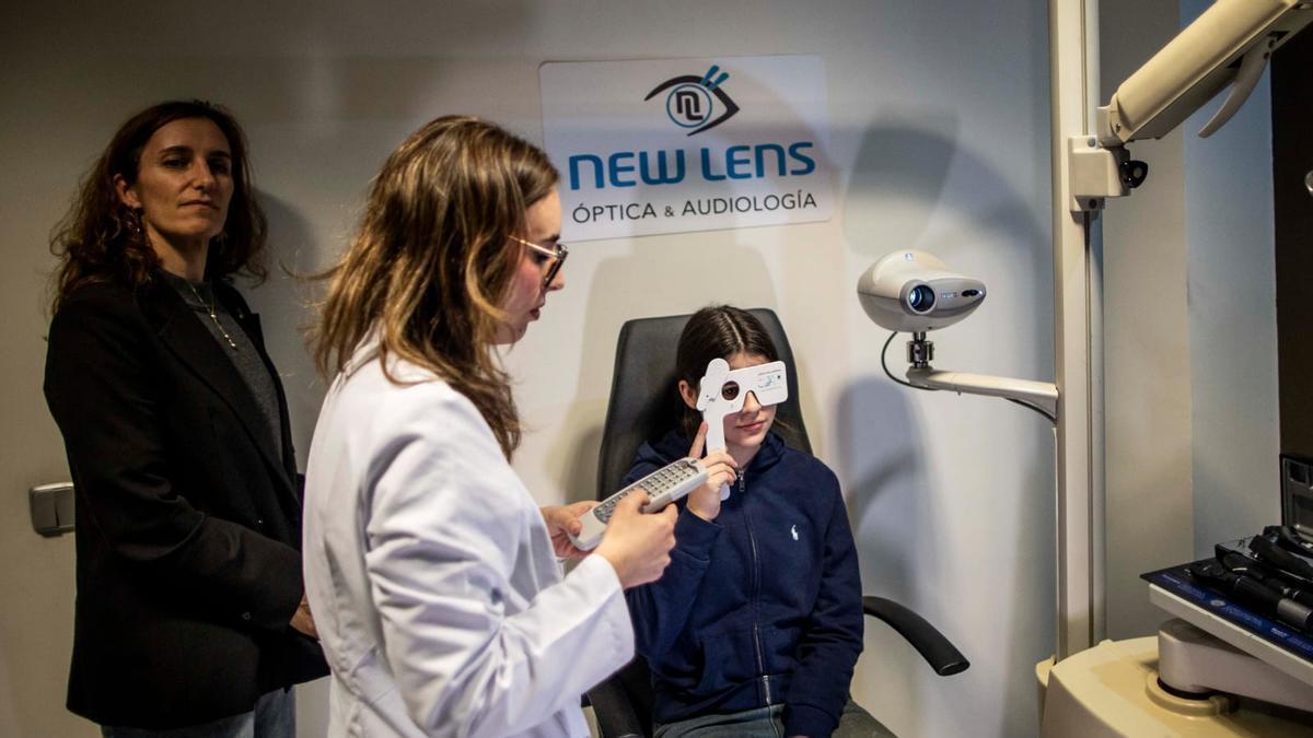 Case 20.000 menores en Galicia benefícianse do plan de Goberno para acceder a lentes subvencionadas