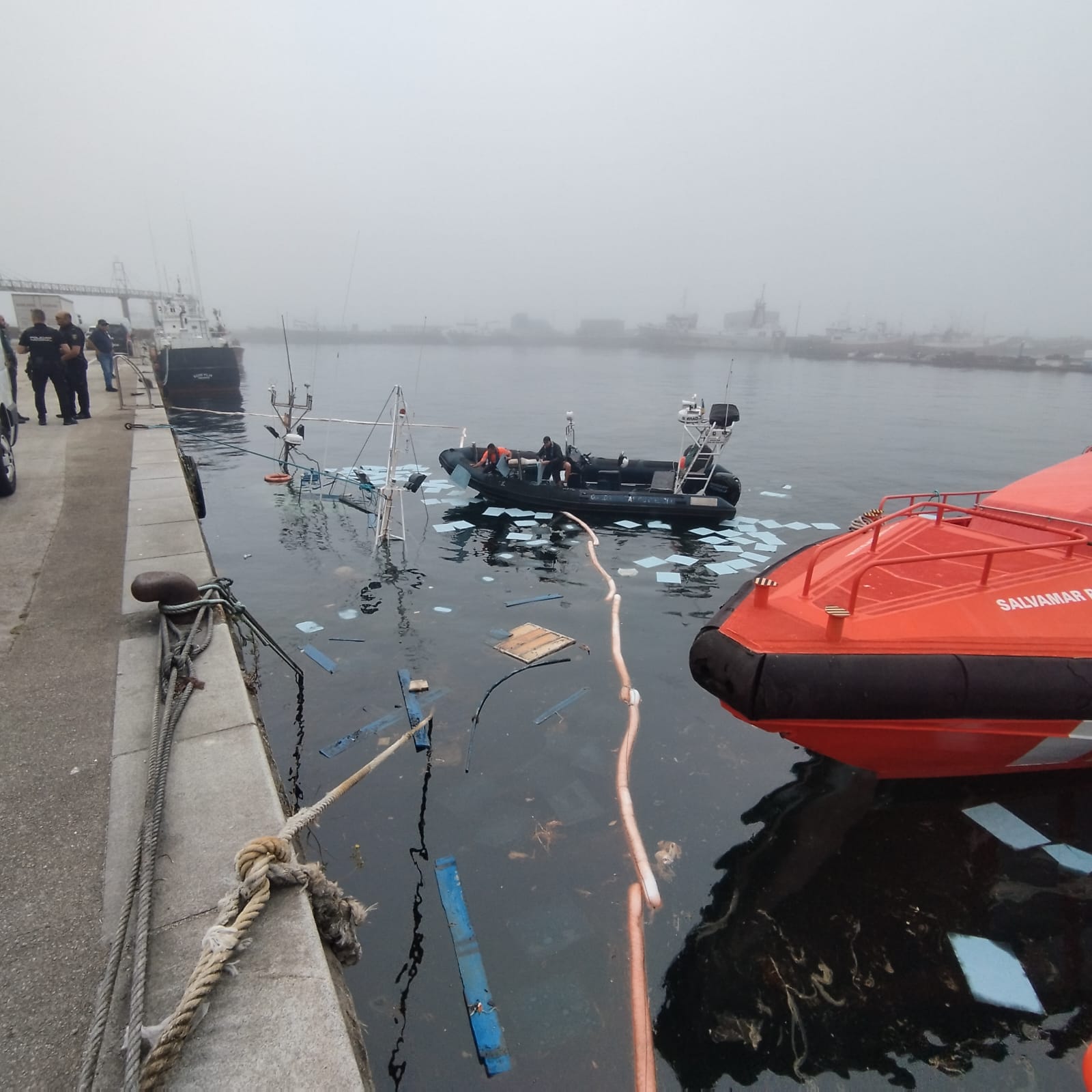 O BNG di que o afundimento do “María Estefanía” evidencia “o abandono total que sofren os peiraos de Ribeira”