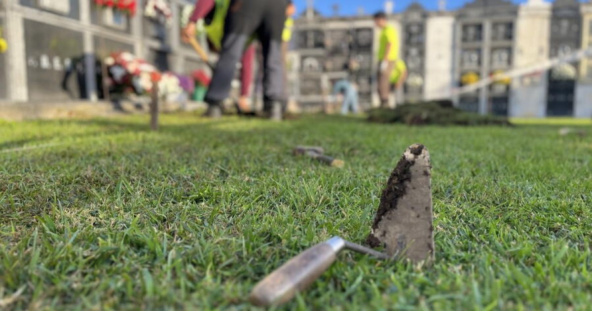 Os outros 'mártires de Carral': comeza no cemiterio de Beira a procura de 18 fusilados polo franquismo