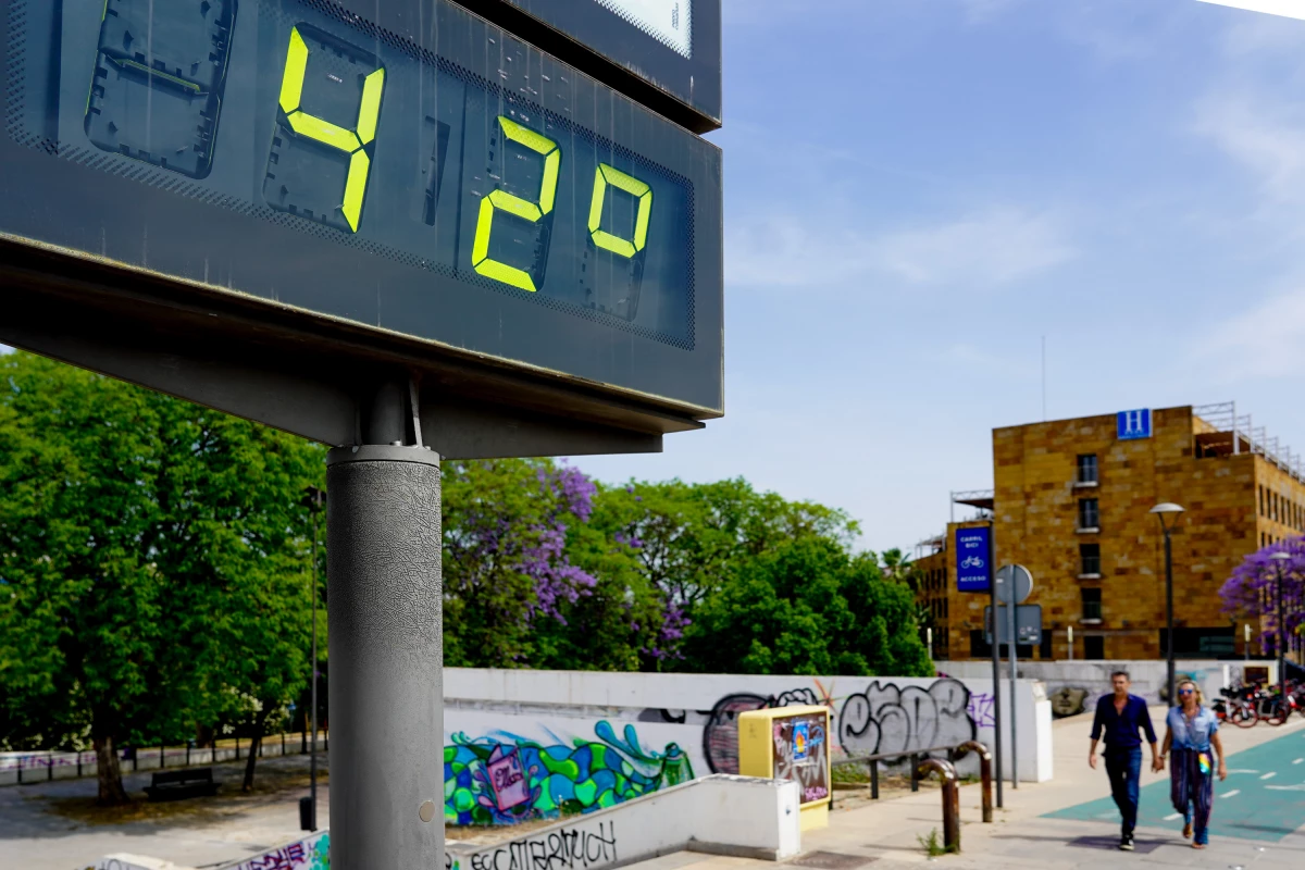 USO reclama medidas contra os golpes de calor que soportan os vixiantes de seguridade privada