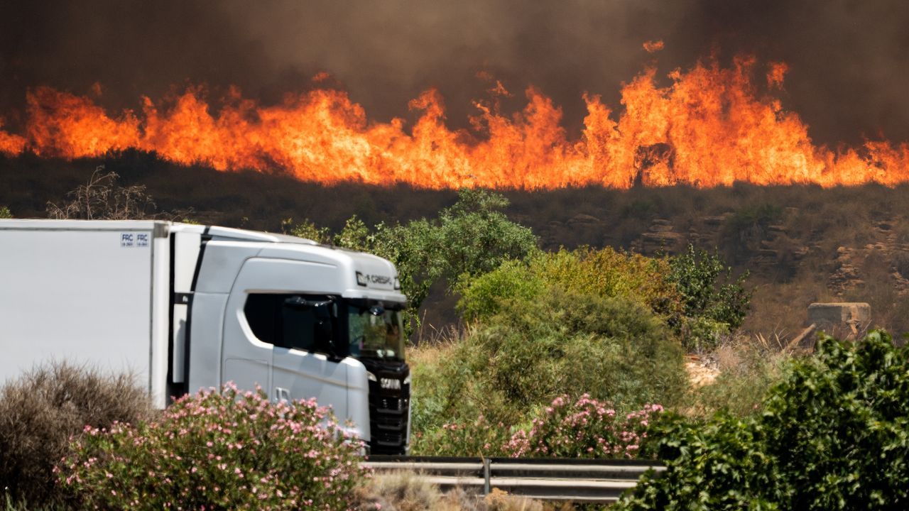 Anatom&iacute;a dun&nbsp; incendio&nbsp;que parece ser&nbsp;de propagaci&oacute;n extrema