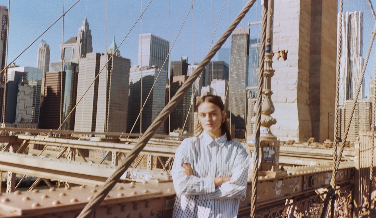 Ana Oca tras unha beca en NYC aprendendo a “entender e dominar a espontaneidade en escena”