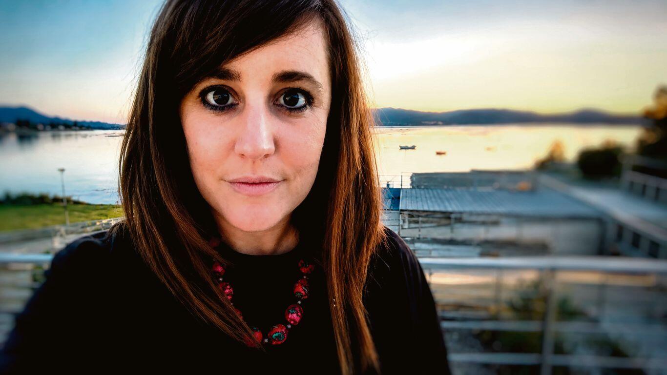 Ivana Gómez Abuín, mestra e escritora: "É fundamental que as crianzas atopen algo nos personaxes dos libros co que se identifiquen"