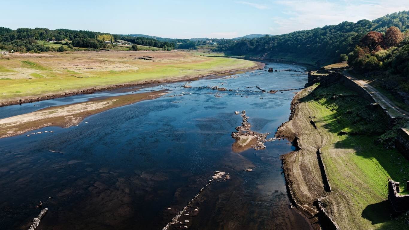 A comarca da Ulloa da man de Rubén C. Lois González: O valor das paisaxes da auga