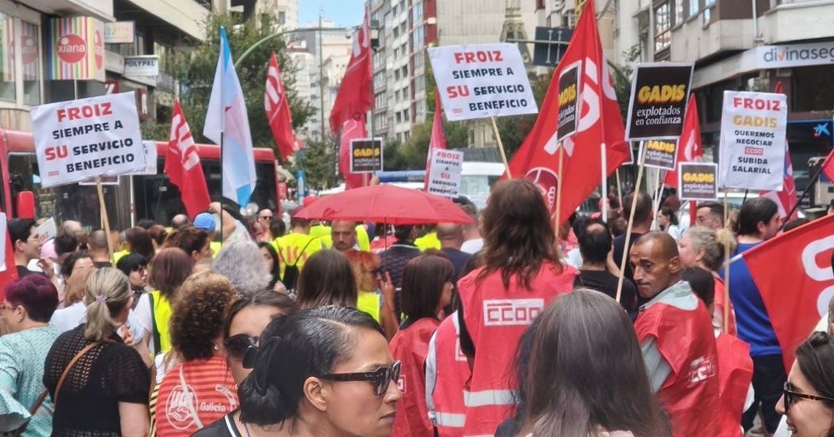 O comercio loita contra a precariedade e o traballo en festivos con dobre folga en Galicia