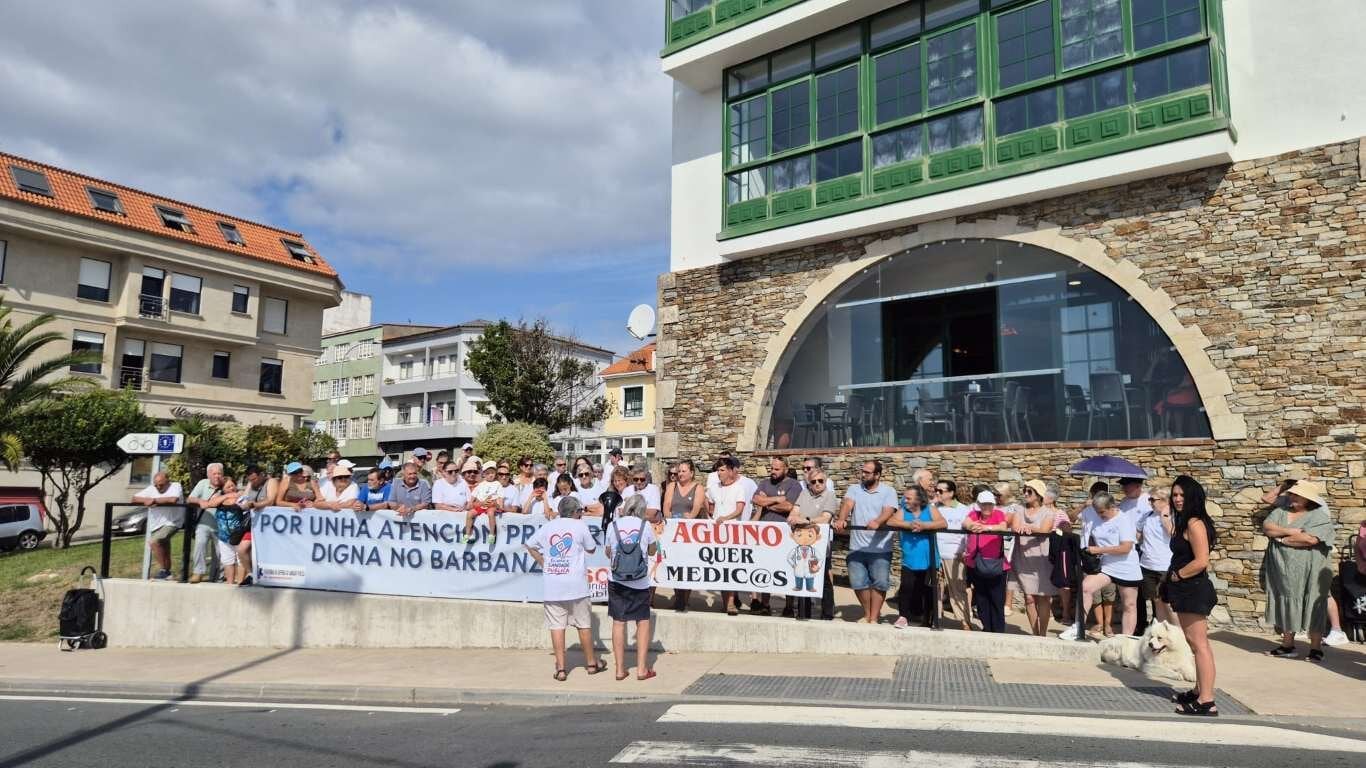 Máis de dez meses cunha médica de baixa e sen substitución "efectiva" no centro de saúde de Aguiño