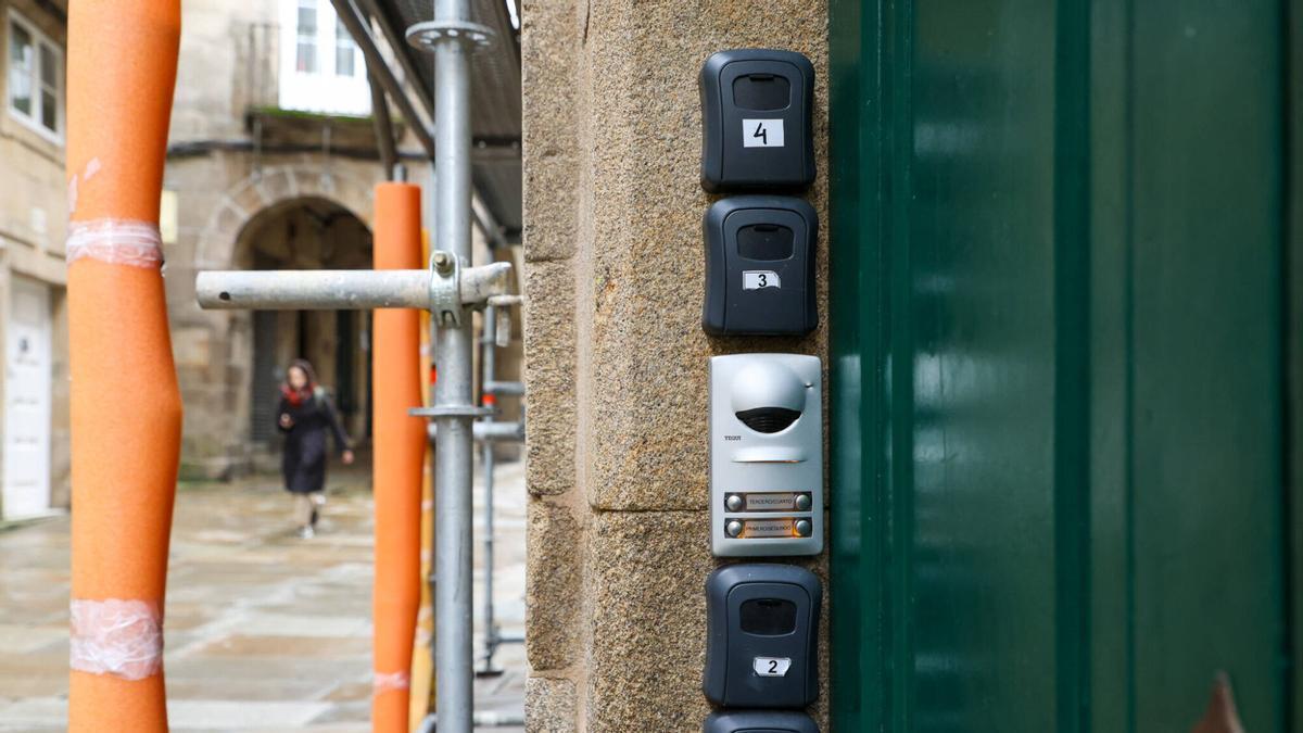 O 40% das comunidades de veciños galegas rexistrou solicitudes para prohibir os pisos turísticos