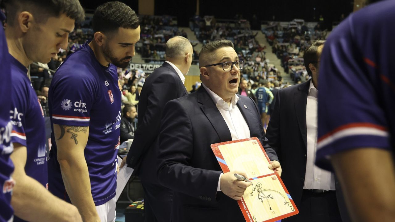 O Monbus Obradoiro prende motores