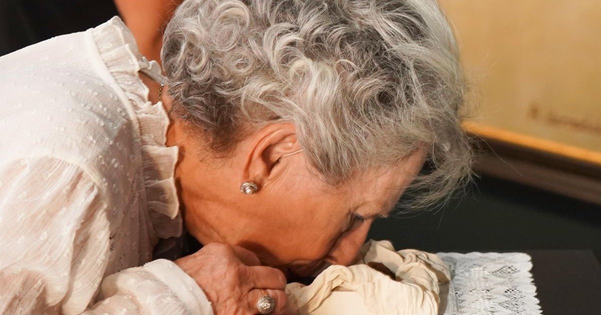 Honras solemnes para Bóveda: "Soñou para nós un futuro de xustiza, cultura e liberdade"