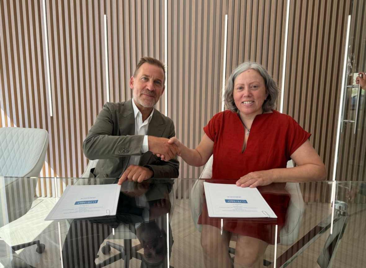 Abanca renova o seu apoio ás redeiras artesás galegas cun novo convenio de colaboración