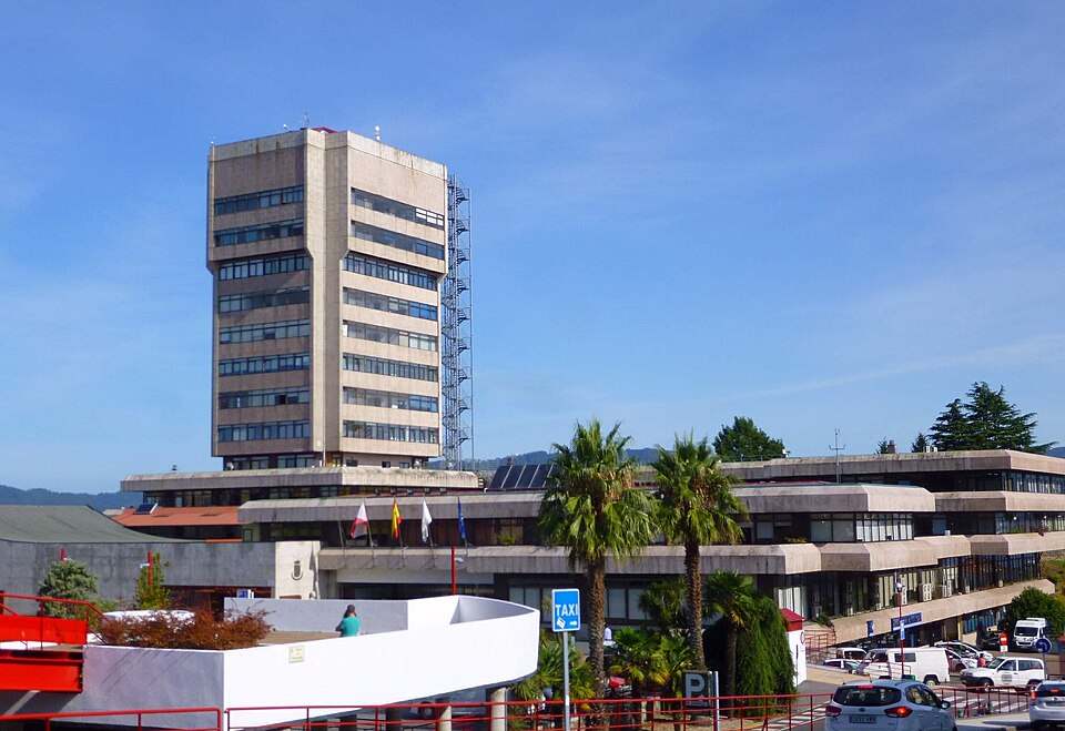 O castelán segue dominando a paisaxe lingüística de Vigo e o galego gaña peso sobre todo na sinalización institucional