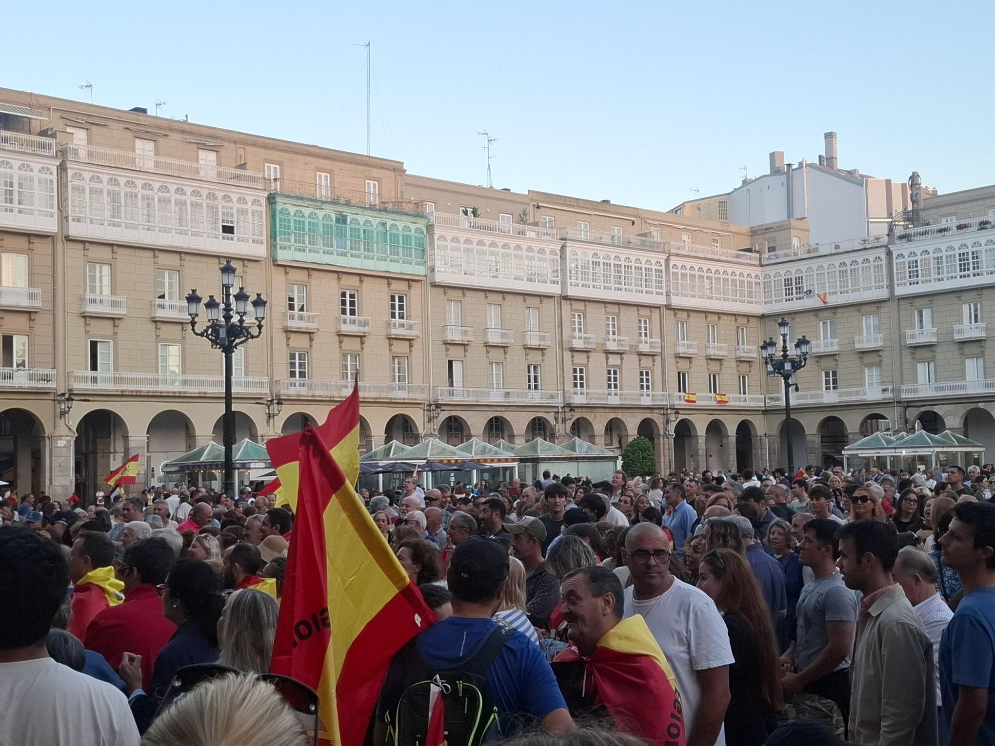 O CPXG condena os "insultos e ameazas a compañeiros da Cadea Ser" nas concentracións por Ceuta en Santiago e Lugo