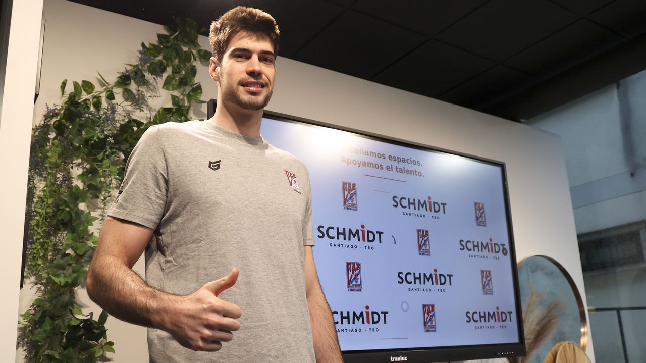 Alonso Faure, un soldado para el juego interior del Monbus Obradoiro