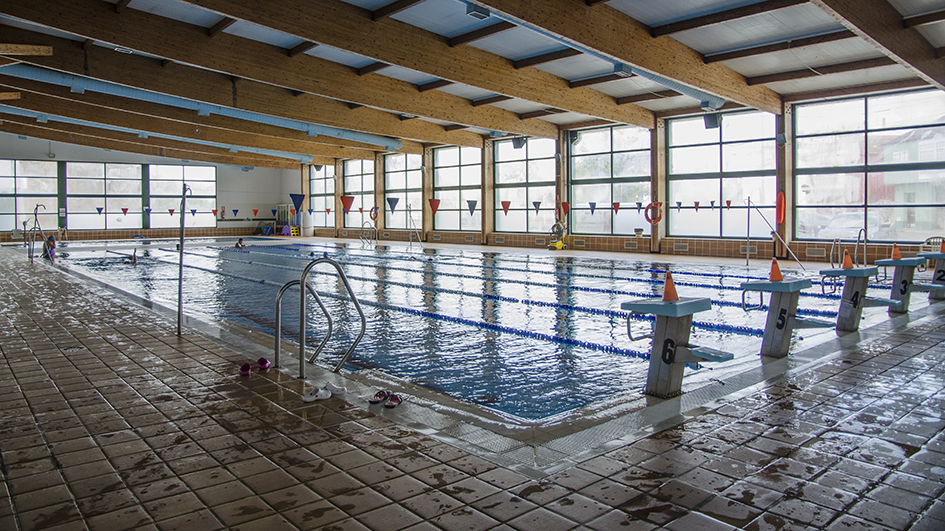 Apertura dunha nova edición das Escolas Deportivas Municipais e dos cursos de natación en Monforte