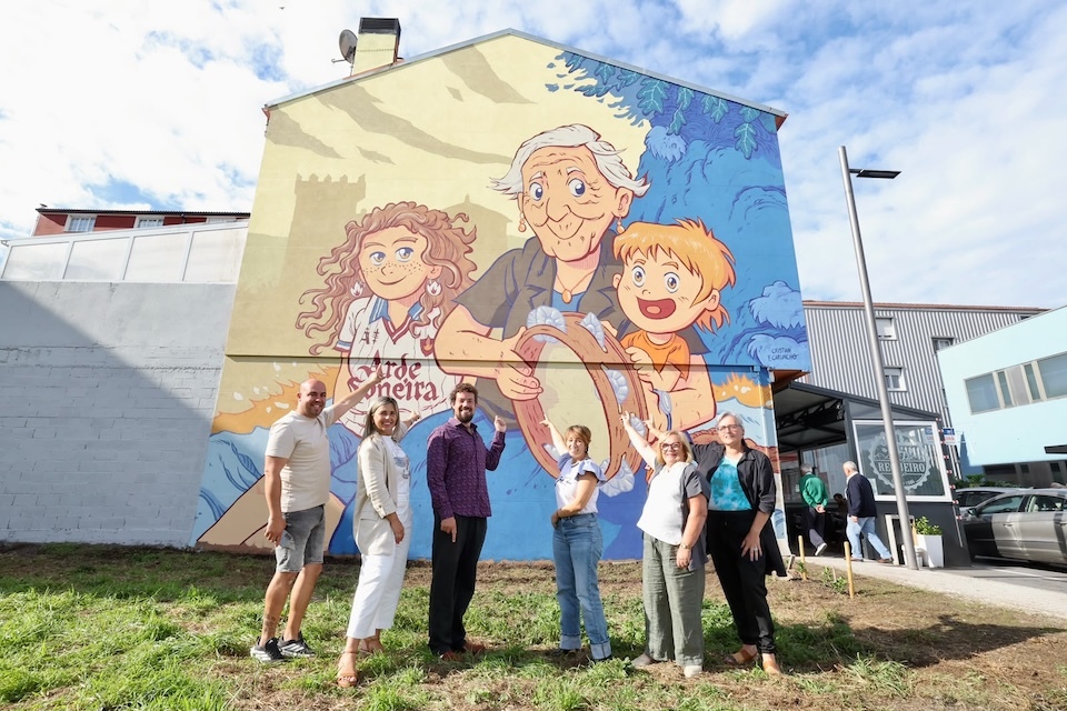 O Vimianzo MOLA deixa a súa pegada tamén en forma de mural pandeireteiro