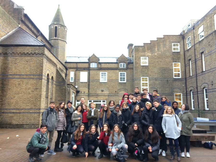 Galego en Londres, tres décadas de ensino que quedan suspendidas no aire este curso