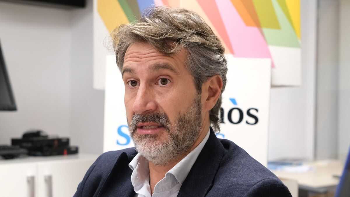 O alcalde de Vilagarcía denuncia que un home o agrediu ao berro de "rojos de mierda"