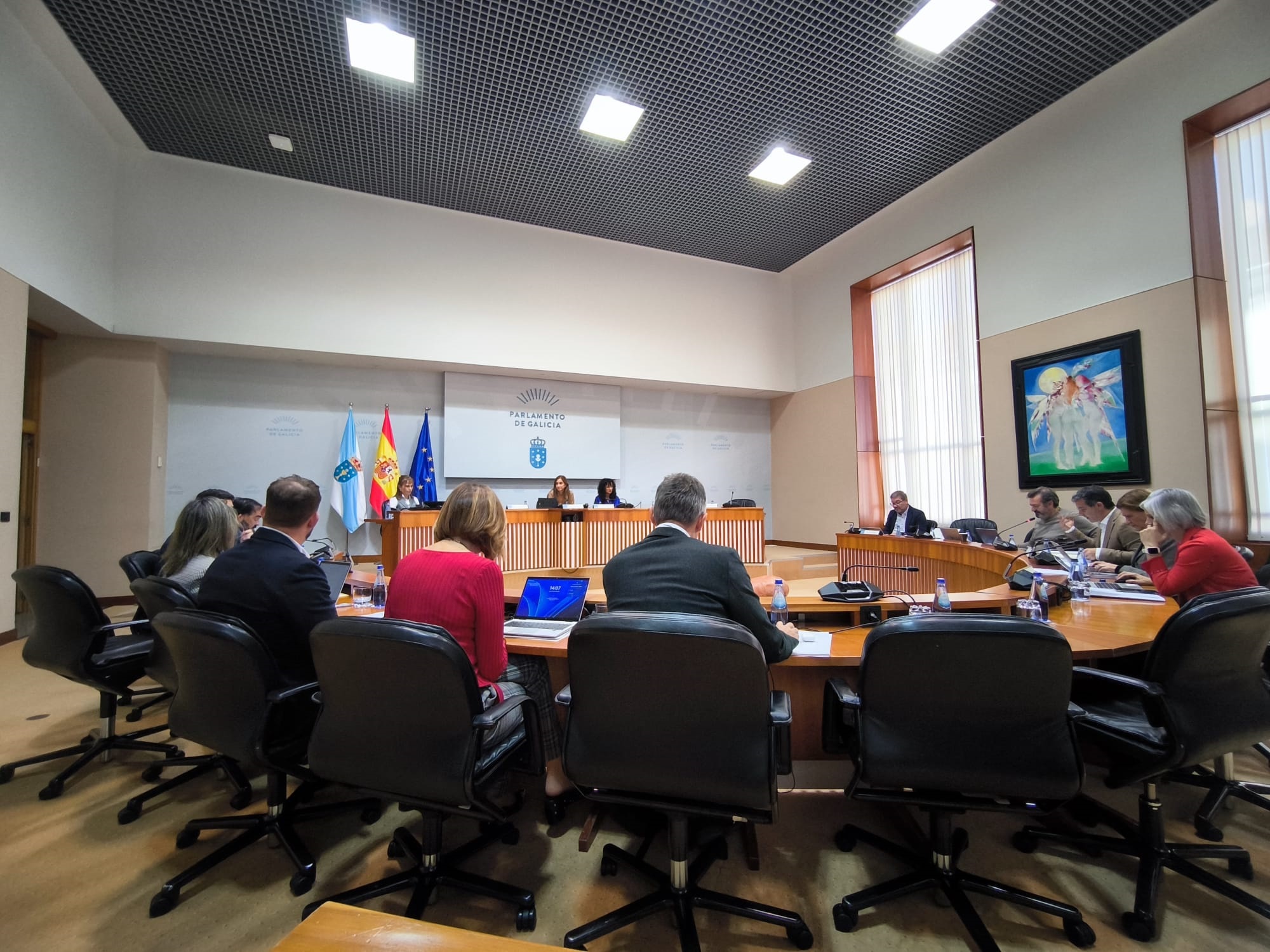 Xunta e contratos: entre o labirinto burocrático e as dúbidas de transparencia