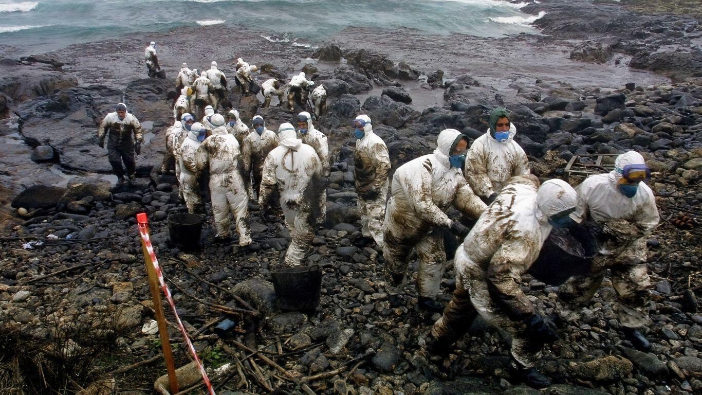 A memoria do 'Prestige' sobre as eleccións do 29-N: a campaña comezará o día do 24 aniversario da catástrofe ambiental