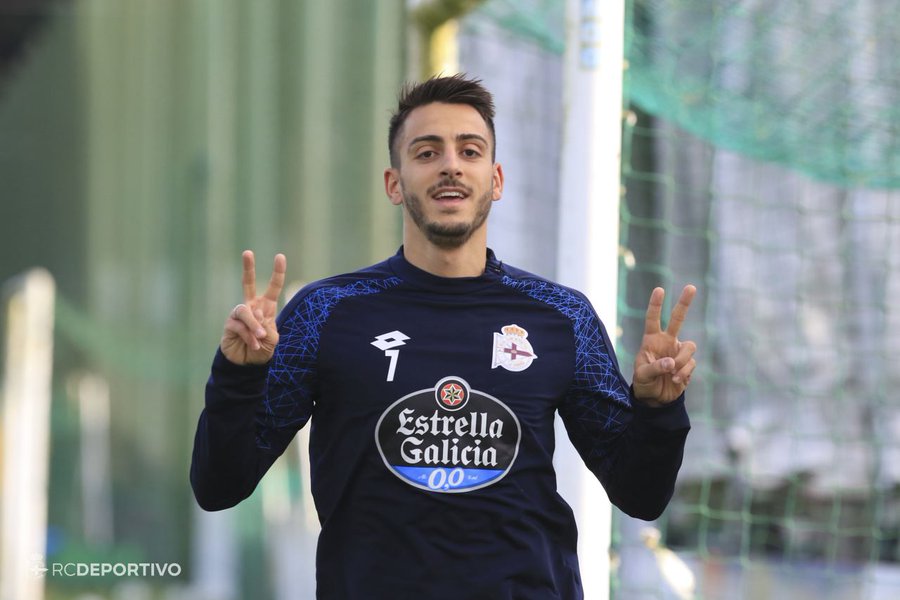 O galego Joselu escolle equipo despois de flirtear co Deportivo da Coruña este verán