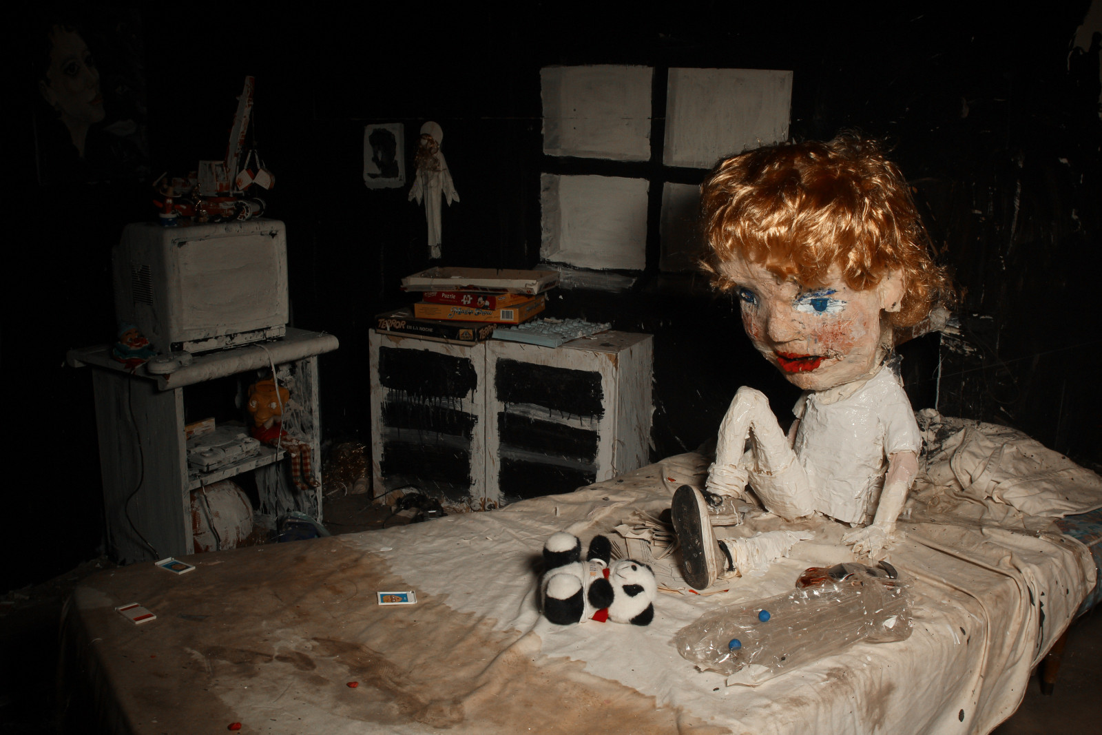 ???? A Casa Lobo, de Joaquín Cociña e Cristóbal León