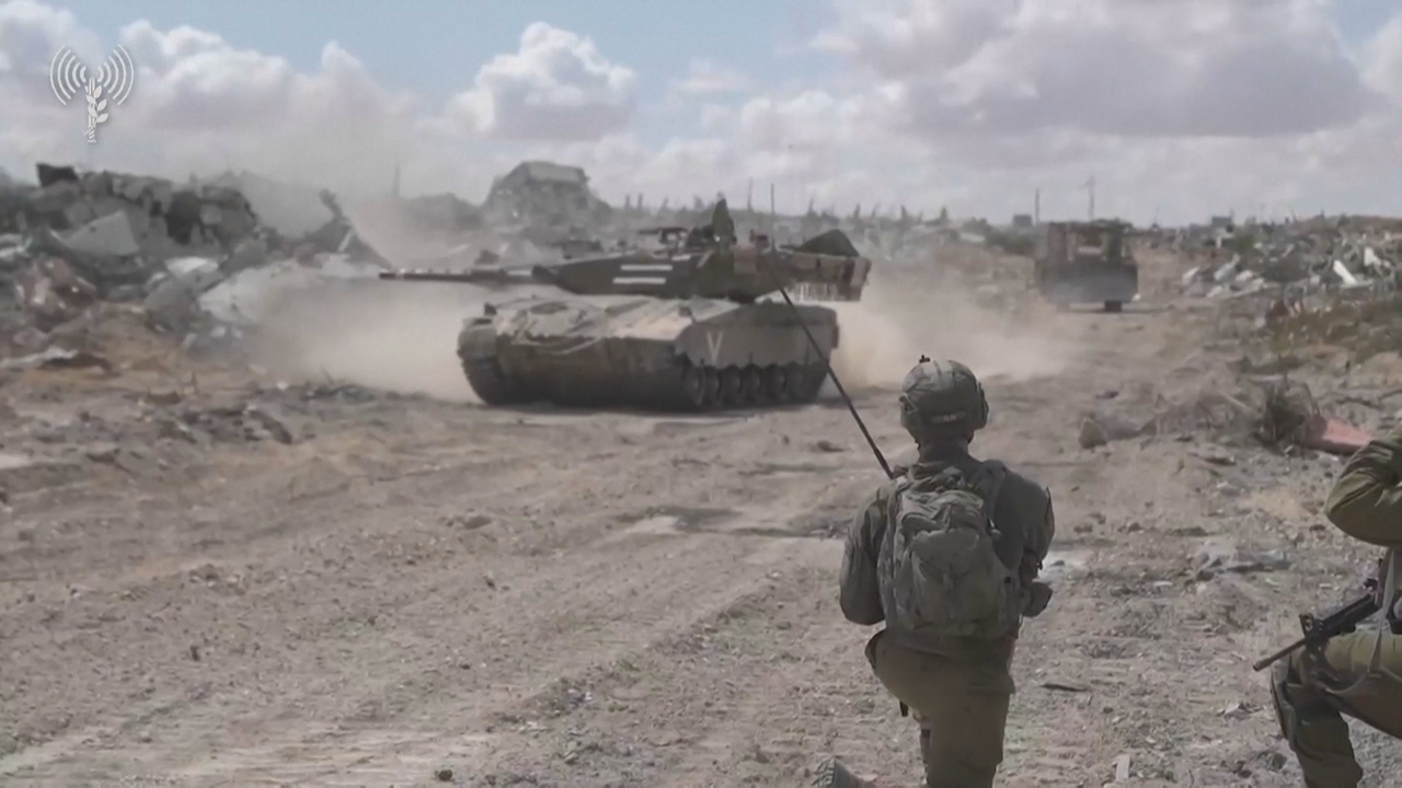 O exército israelí mata máis de medio centenar de gazatís noutra noite de ataques