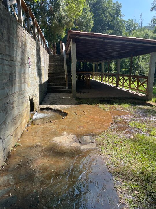 La desidia del alcalde deja a Laza sin el bar del área recreativa de Regueiro Seco | NOTICIAS VERÍN