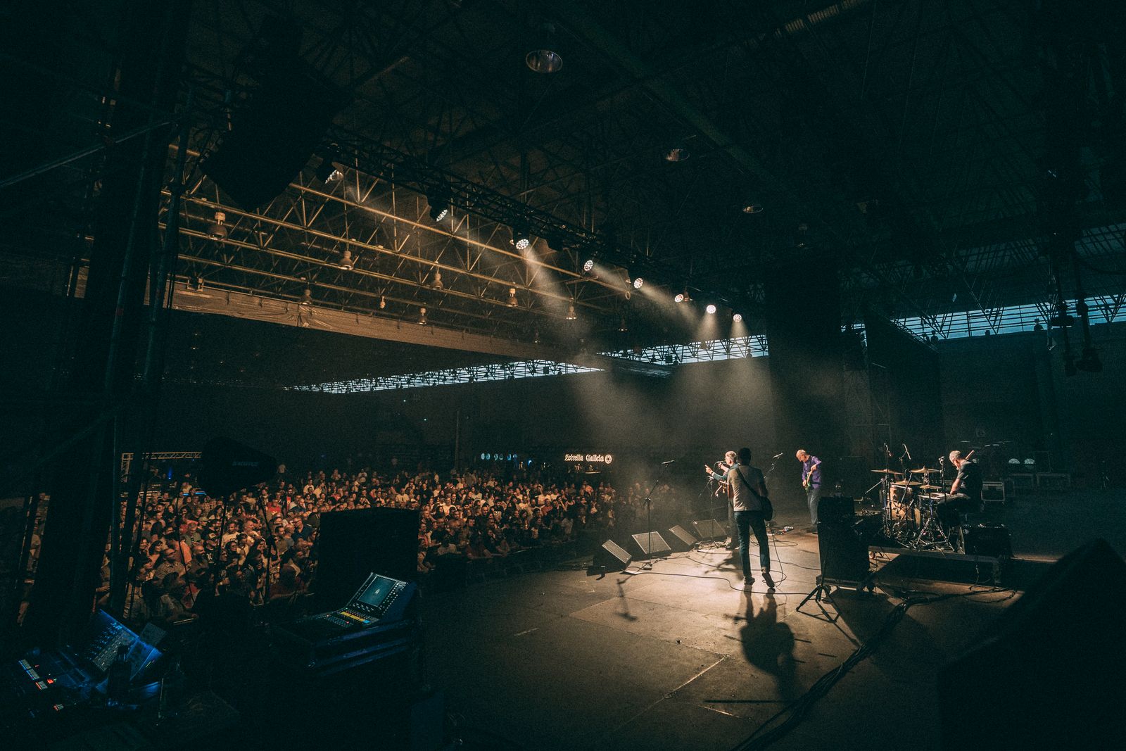 Kruder & Dorfmeister, Happy Mondays, Mercury Rev e León Benavente encabezan o Our Fest