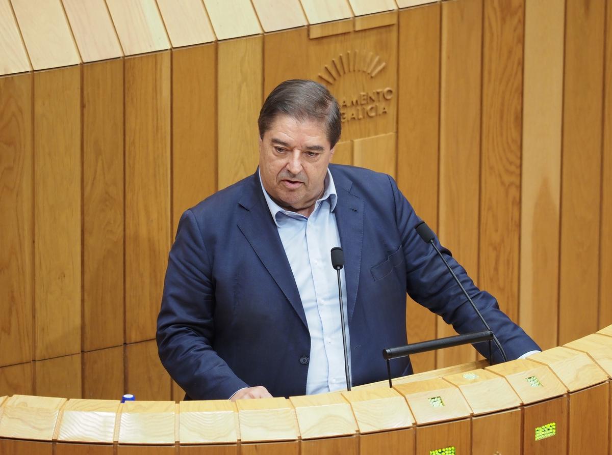 Julio Abalde será o novo subdelegado do Goberno na Coruña e Aitor Bouza ocupará o seu escano no Parlamento galego