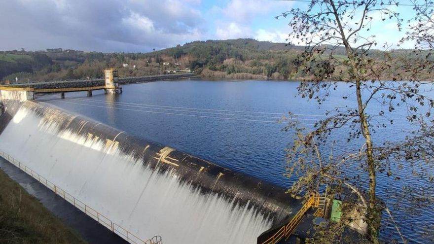 Galicia-Costa alberga seis veces máis auga subterránea que nos seus encoros