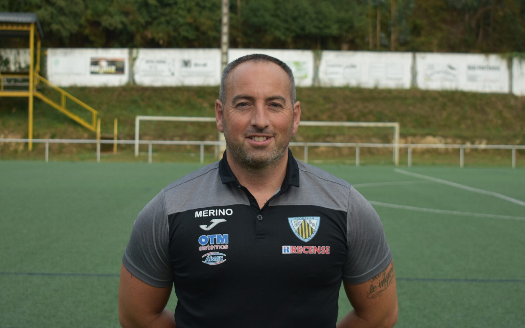 Tres adestradores non continúan en 4 xornadas da Segunda