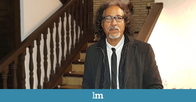 Bahia Mahmud Awah, poeta saharahui: “No se puede hacer una revolución con una vieja camisa de fuerza”