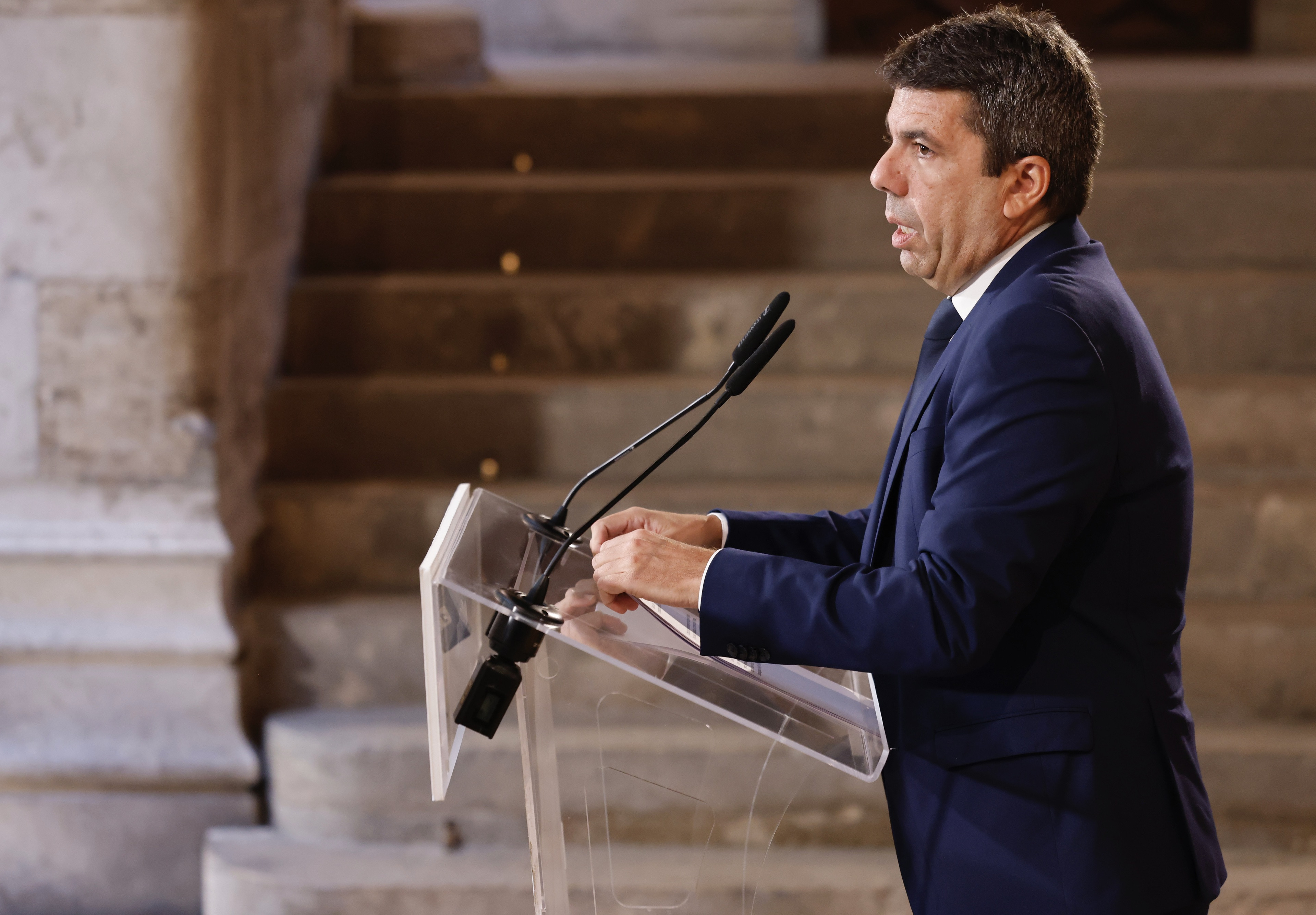 Carlos Mazón dimite como president de Valencia presentar como vítima