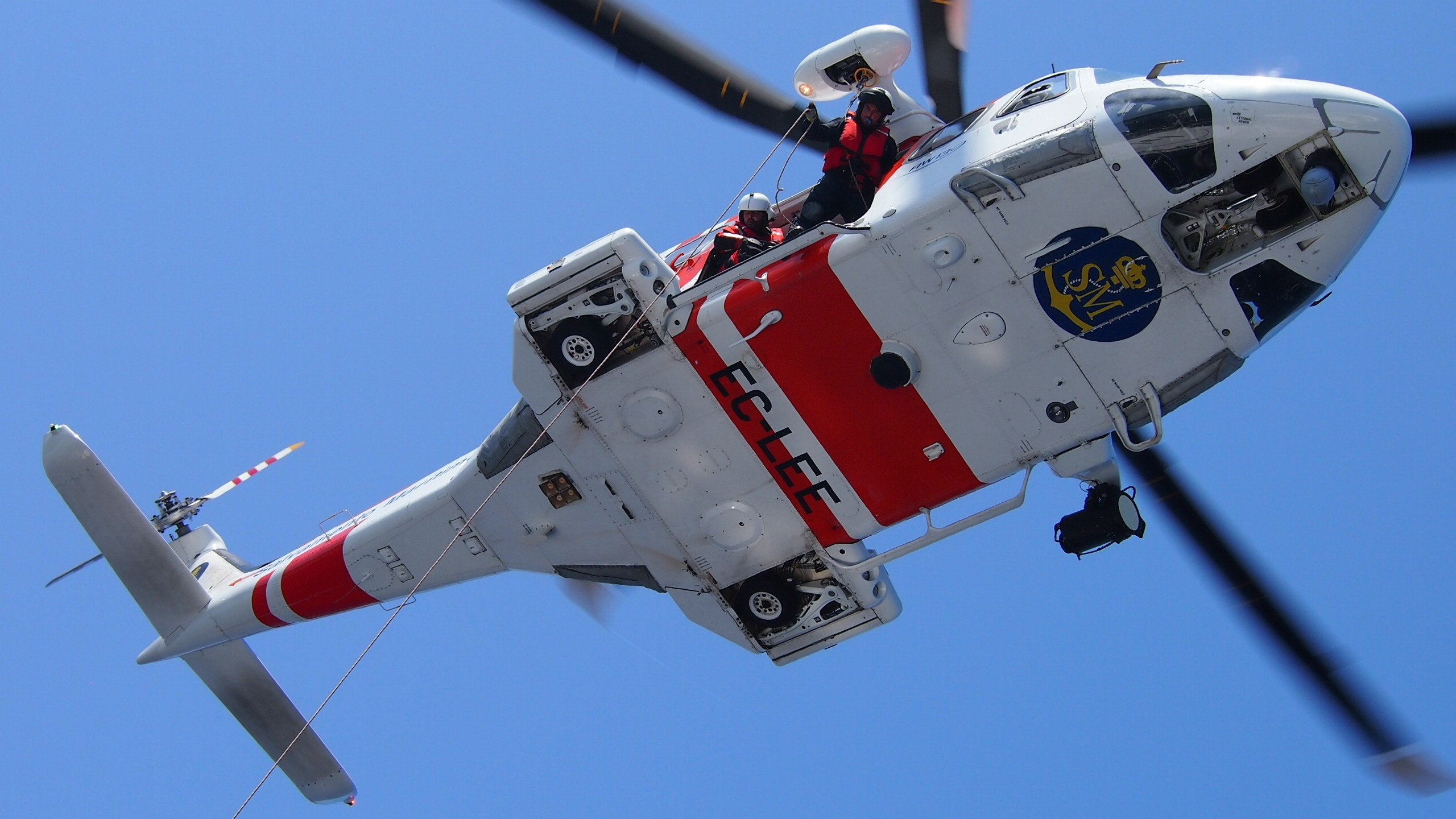 Un pescador morre ao caer nunha área rochosa preto da Coruña