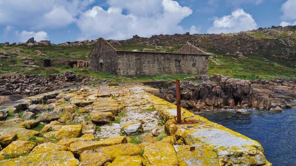 Centrais hidroeléctricas, minas e conserveiras: memoria do patrimonio industrial