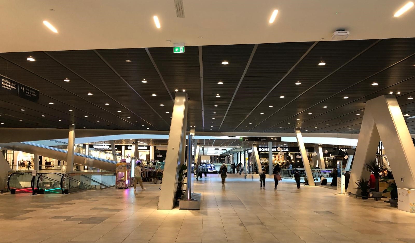 Telefónica e Iberia Small Cells Networks levan o 5G máis avanzado ao centro comercial Vialia Estación de Vigo