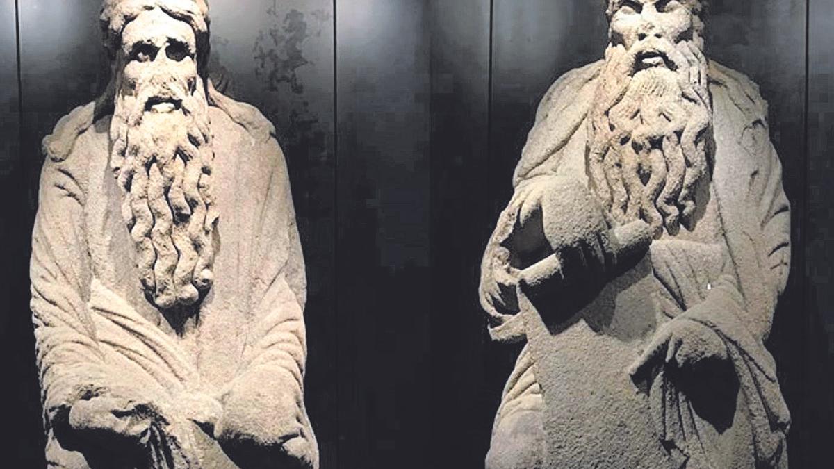 Os Franco pagarán o traslado das estatuas do Mestre Mateo a Santiago