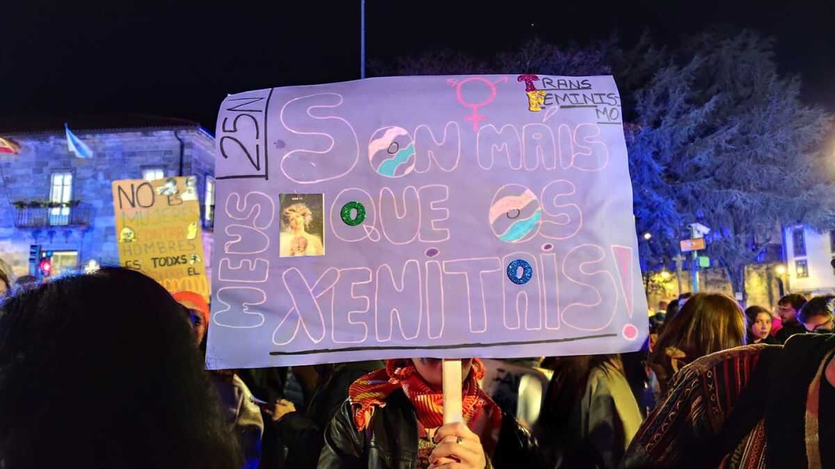 O feminismo galego denuncia nas rúas a ligazón entre a violencia machista e a institucional