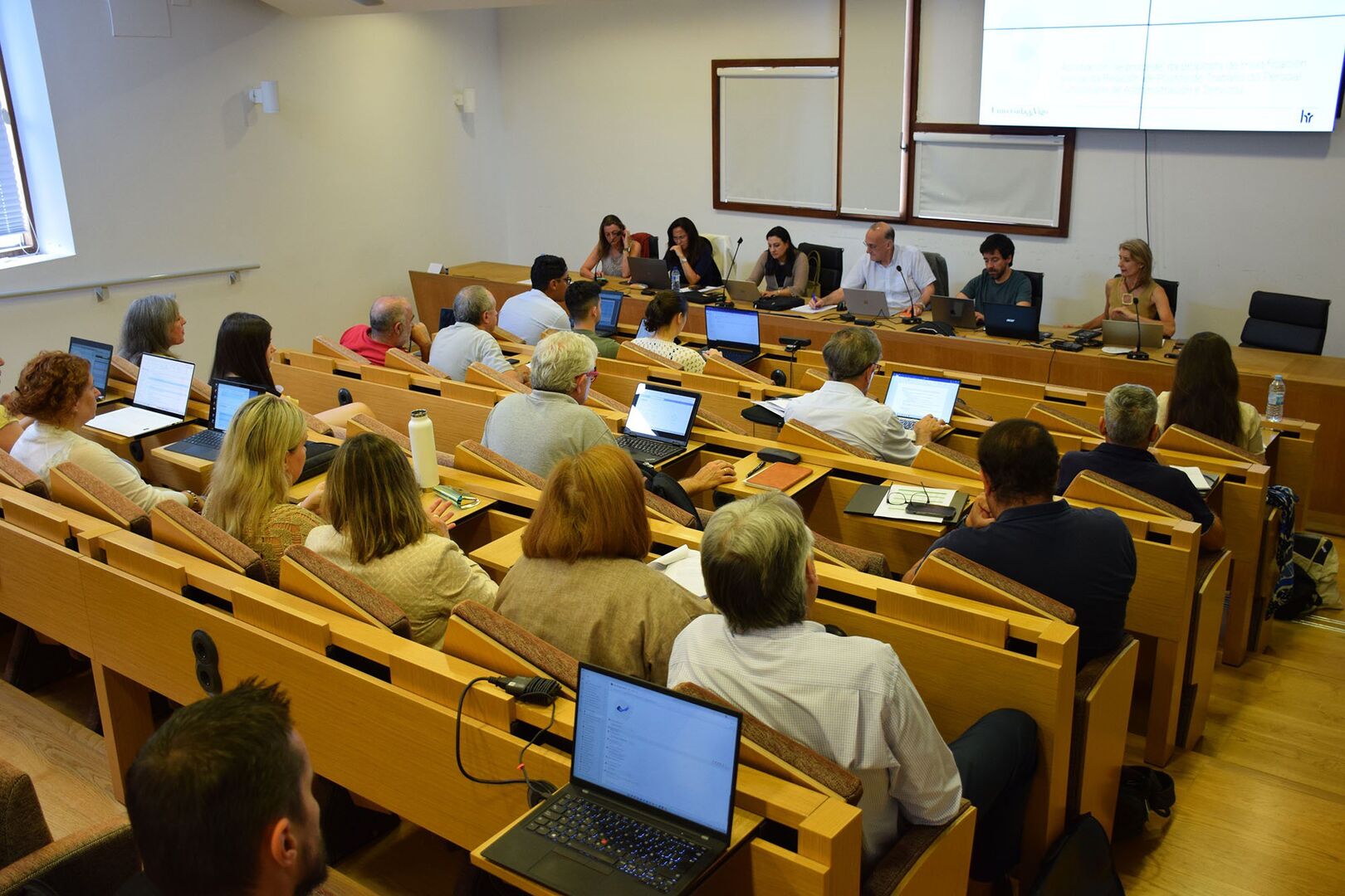 O TS recoñece o dereito á suba salarial para o persoal  empregado público a tres colectivos da UVigo