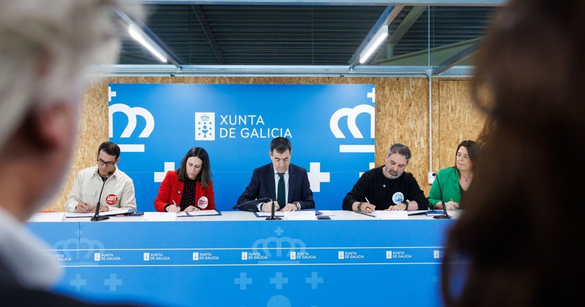 A Xunta corrixe con catro sindicatos o acordo educativo cun pacto que CIG-Ensino estuda denunciar
