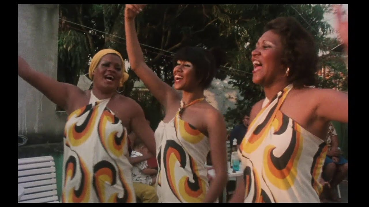 ???? Trance e danza en Bali, de Margaret Mead e Gregory Bateson; Sigui 1968: Os bailaríns de Tyogou, de Jean Rouch e Germaine Dieterlen; Partido alto, de León Hirzsman; Vagón de cola espido, Guy Maddin